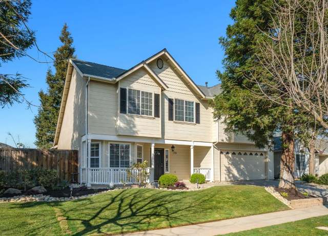 Property at 5988 W Menlo Ave, Fresno, CA 93722, 4 beds, 3 baths