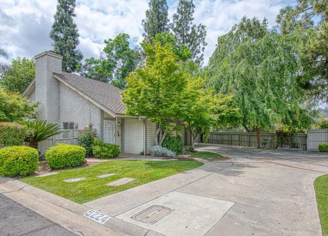 Property at 9224 N Stoneridge Ln, Fresno, CA 93720, 2 beds, 2 baths