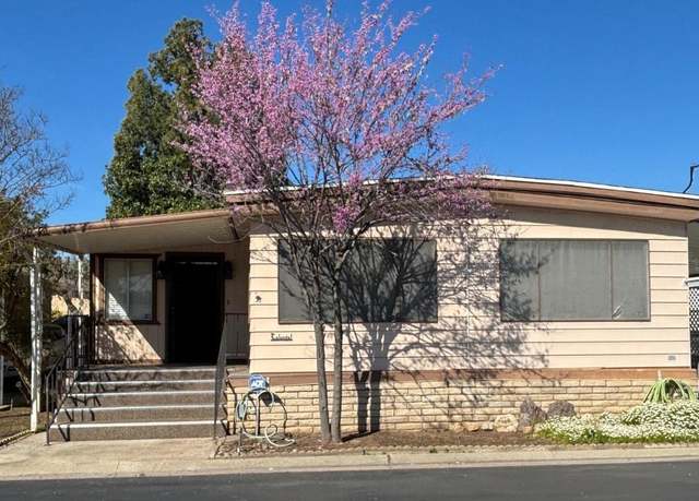 Property at 2706 W Ashlan Ave #81, Fresno, CA 93705, 3 beds, 2 baths