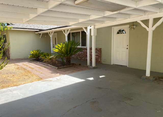 Property at 7371 N Highland, Clovis, CA 93619, 5 beds, 2 baths