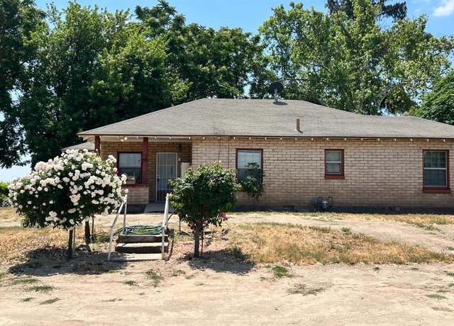 Property at 12078 S Walnut Ave, Caruthers, CA 93609, 2 beds, 1 bath