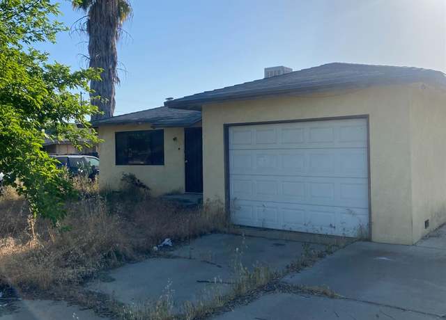 Property at 1517 N Lake St, Madera, CA 93638, 3 beds, 1 bath