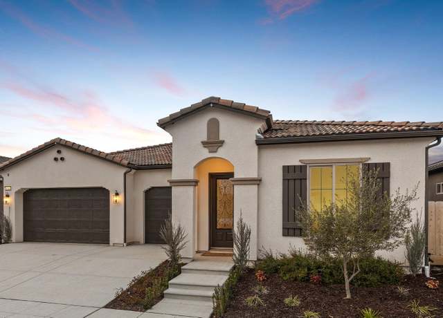 Property at 6294 E Miillie Dr, Fresno, CA 93727, 3 beds, 3 baths