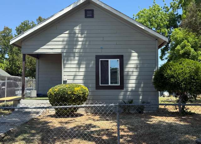 Property at 2215 E Clay Ave, Fresno, CA 93701, 2 beds, 1 bath