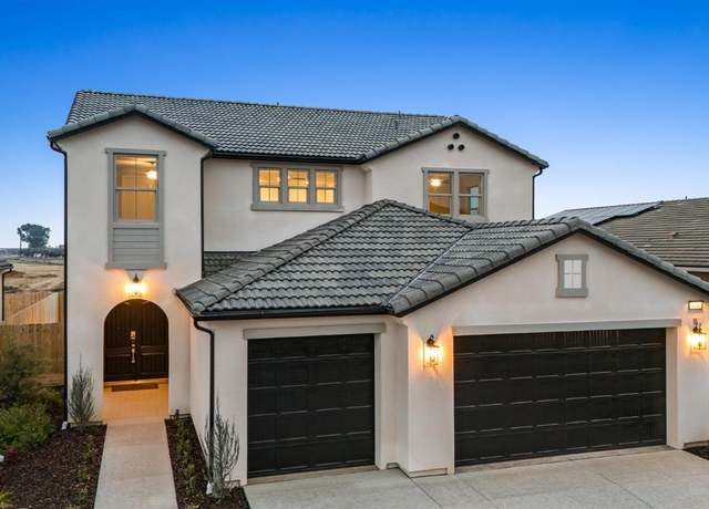 Property at 974 Talus Way S, Madera, CA 93636, 4 beds, 3.5 baths