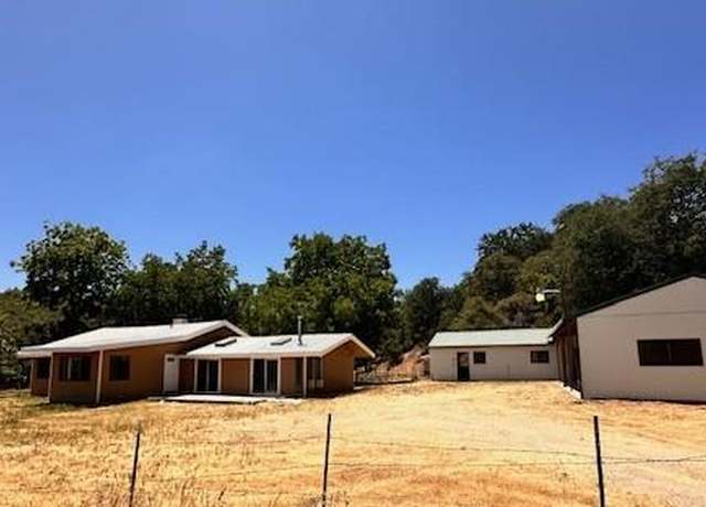 Property at 45911 Orchard Dr, Miramonte, CA 93641, 3 beds, 2 baths
