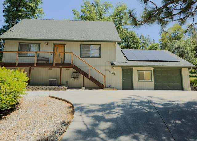 Property at 43149 W Sugar Pine Dr, Oakhurst, CA 93644, 3 beds, 2 baths