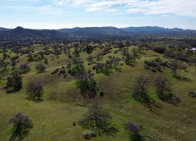 Property at 16229 Coyote Hills Ln, Prather, CA 93651