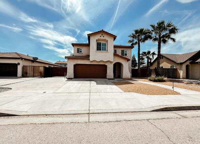 Property at 7369 E Garland Ave, Fresno, CA 93737, 3 beds, 2.5 baths