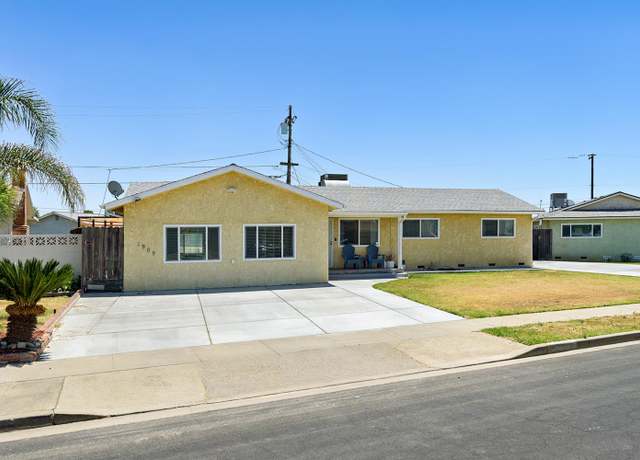 Property at 1909 N Waukena Way, Hanford, CA 93230, 4 beds, 2 baths