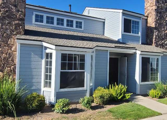 Property at 1412 Plymouth Rock Way, Clovis, CA 93612, 3 beds, 2.5 baths