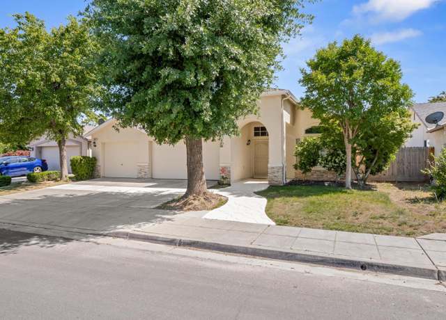 Property at 5611 W Carmen Ave, Fresno, CA 93722, 3 beds, 2 baths