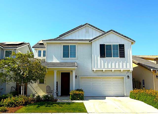 Property at 971 Dana Rd W, Madera, CA 93636, 3 beds, 2.5 baths