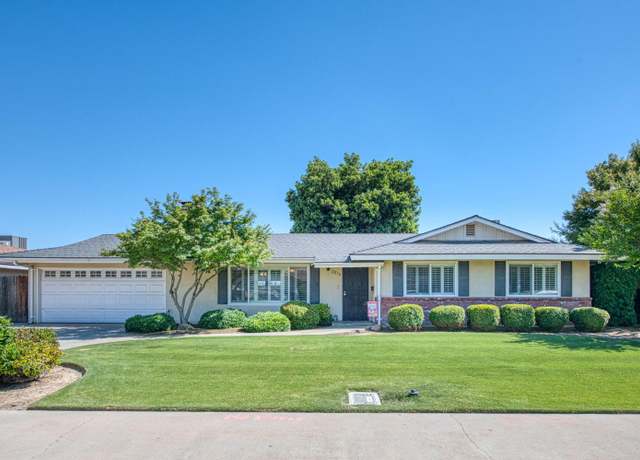 Property at 2210 Winter St, Kingsburg, CA 93631, 3 beds, 1.75 baths