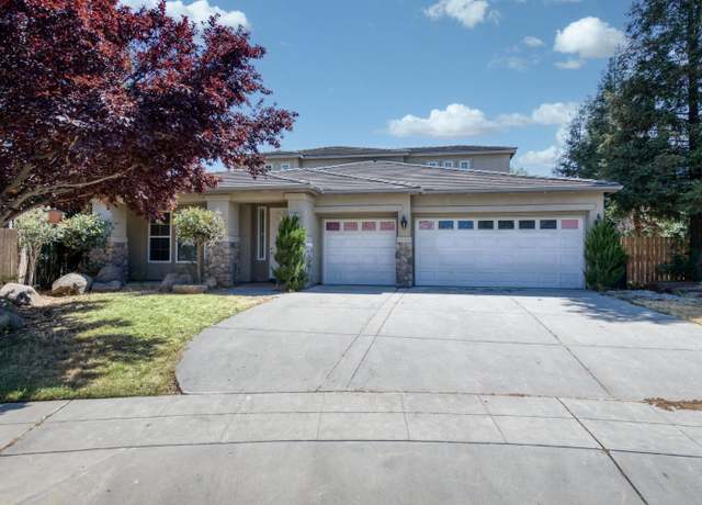 Property at 6261 E Andrews Ave, Fresno, CA 93727, 5 beds, 2.75 baths