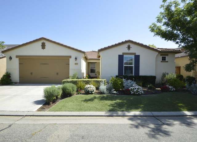 Property at 3476 Trenton Ln, Clovis, CA 93619, 4 beds, 2.5 baths