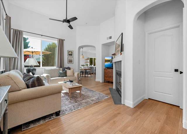 Property at 1780 N Avignon Ln, Clovis, CA 93619, 3 beds, 3 baths
