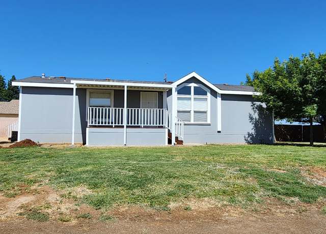 Property at 12015 E Shaw Ave, Clovis, CA 93619, 3 beds, 2 baths