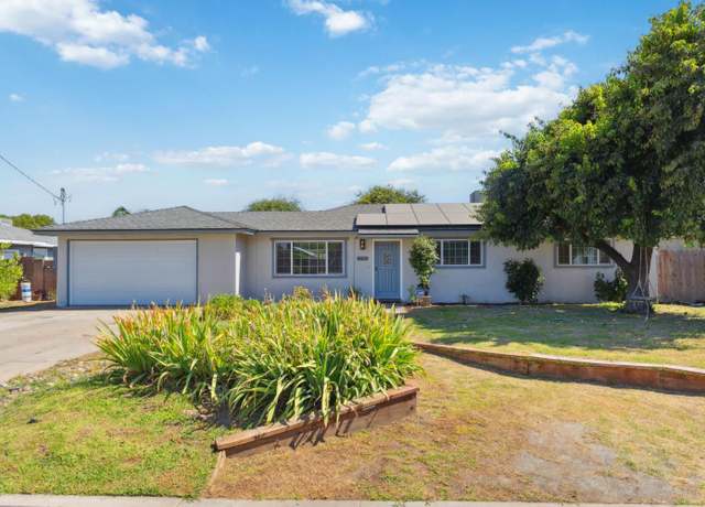 Property at 5718 E Sussex Way, Fresno, CA 93727, 3 beds, 1.5 baths