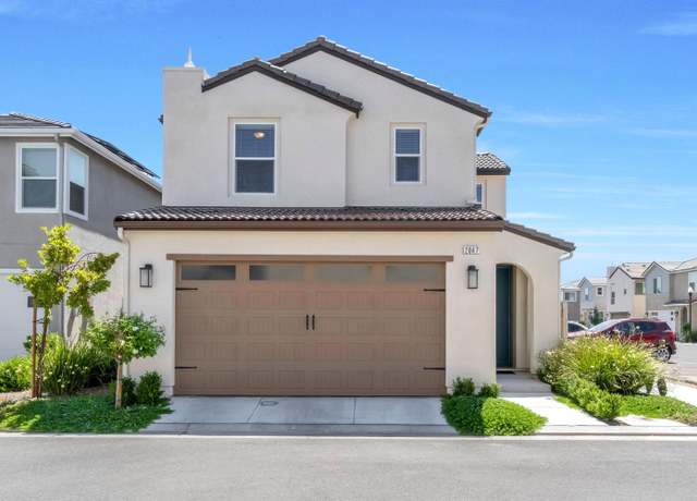 Property at 2047 N Ralph Ln, Clovis, CA 93619, 3 beds, 2.25 baths