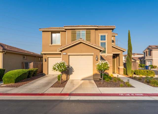 Property at 7120 N Astoria Dr, Fresno, CA 93722, 3 beds, 3 baths