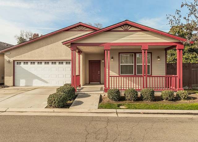 Property at 1173 Chestnut Ln, Dinuba, CA 93618, 2 beds, 2 baths