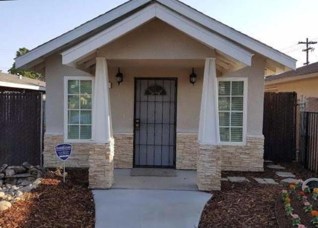 Property at 51 E Tuolumne St, Fresno, CA 93706, 3 beds, 2 baths