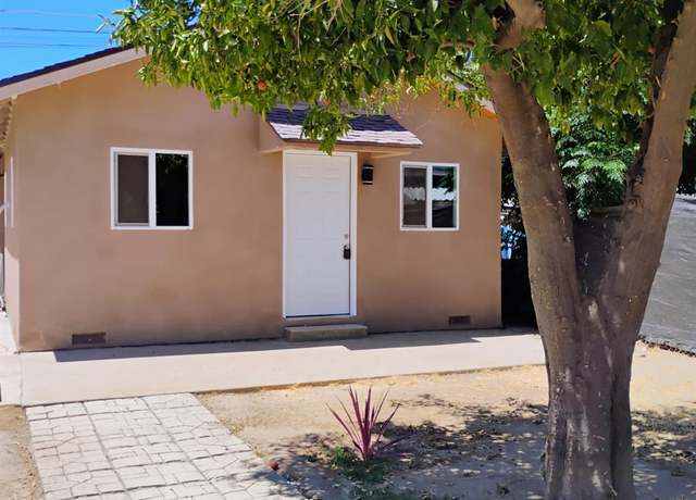 Property at 824 Columbia St, Madera, CA 93638, 2 beds, 2 baths