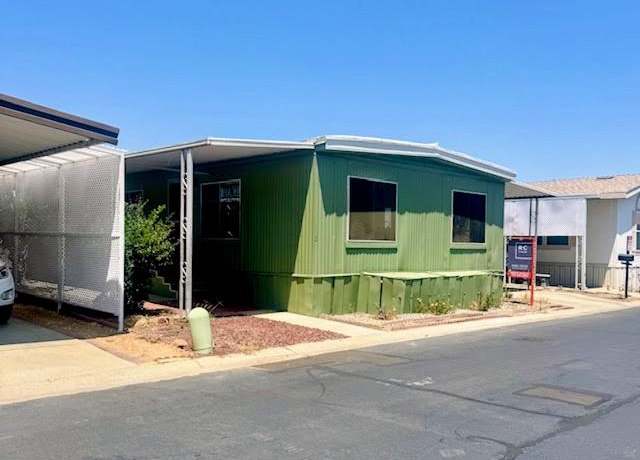 Property at 1001 Sylmar Ave #30, Clovis, CA 93612, 3 beds, 2 baths