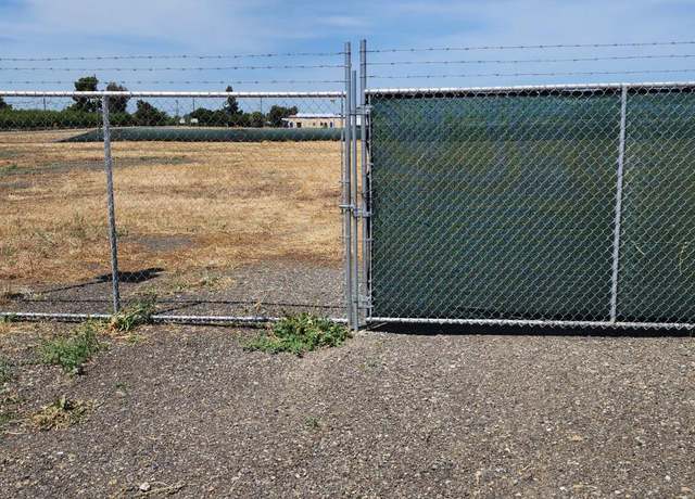 Property at 618 S Hughes Ave, Fresno, CA 93706