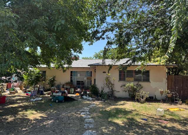 Property at 5466 E Lansing Way, Fresno, CA 93727, 2 beds, 1.25 baths