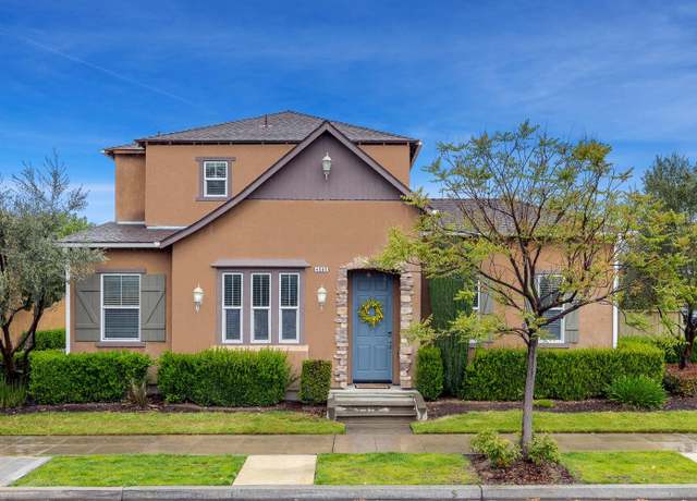Property at 4085 Harlan Ranch Blvd, Clovis, CA 93619, 2 beds, 2.5 baths