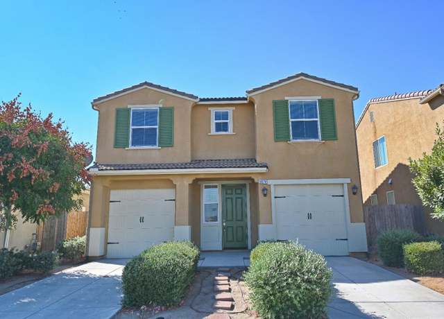 Property at 3874 Sussex Ave, Clovis, CA 93619, 4 beds, 2.75 baths