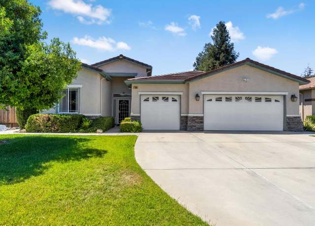 Property at 1174 Megan Ave, Clovis, CA 93611, 4 beds, 2.75 baths