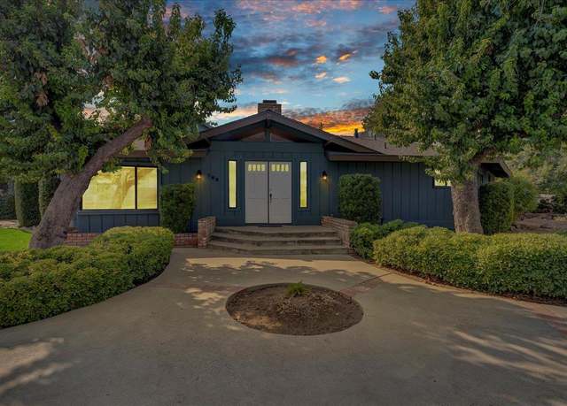 Property at 798 N Pepper St, Woodlake, CA 93286, 4 beds, 3.5 baths