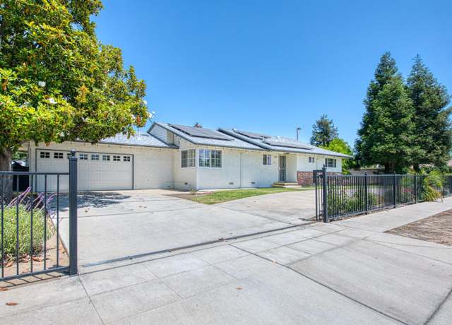 Property at 2137 Gettysburg Ave, Clovis, CA 93611, 3 beds, 2 baths