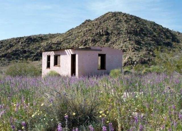 Property at 10 Bell King Ln, Twentynine Palms, CA 92277