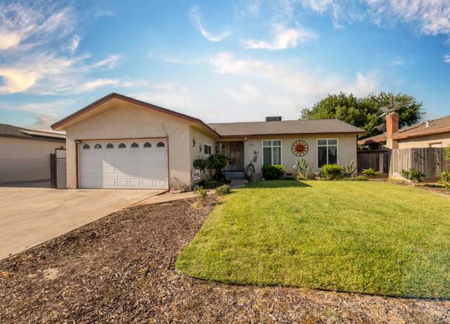 Property at 620 W Norwich Ave, Clovis, CA 93612, 3 beds, 1.75 baths