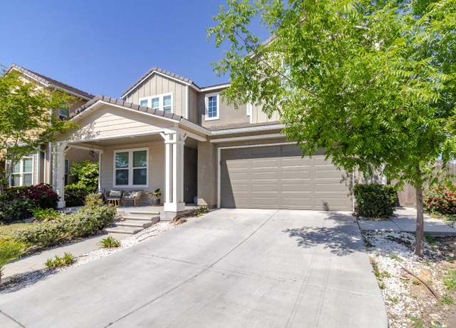 Property at 116 Meridian Ave, Madera, CA 93636, 4 beds, 3 baths