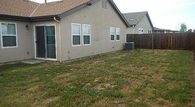 Photo of 2010 N Delbert Ave, Fresno, CA 93722