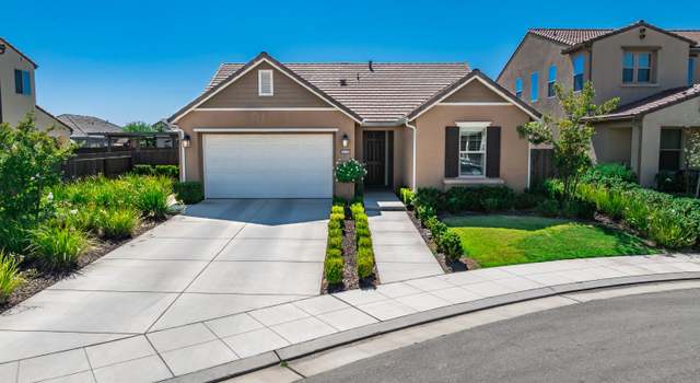 Photo of 3430 Hermosa Ave, Clovis, CA 93619