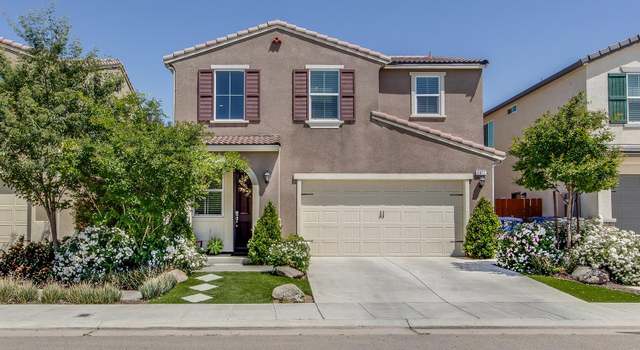 Photo of 3877 Griffith Ave, Clovis, CA 93619