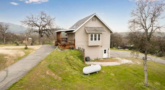 Photo of 14963 Buggy Whip Ln, Prather, CA 93651