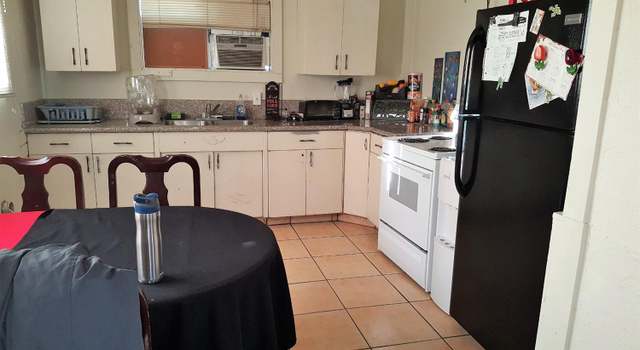 Photo of 425 Shaw Ave, Clovis, CA 93612