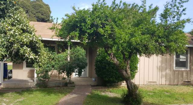 Photo of 342 W Rialto Ave, Clovis, CA 93612