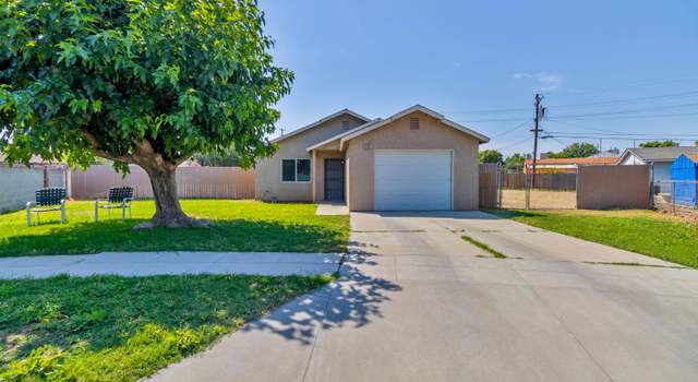 Photo of 829 W Woodward Ave, Fresno, CA 93706