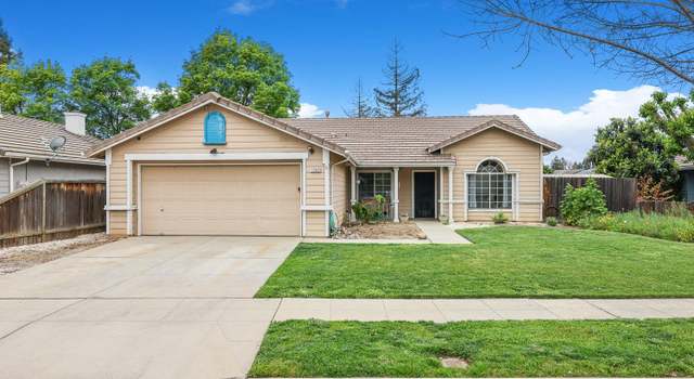 Photo of 1392 Carson Ave, Clovis, CA 93611