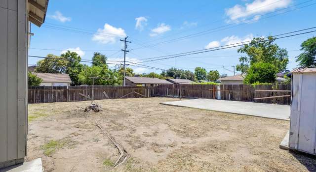 Photo of 1303 N Calaveras St, Fresno, CA 93728