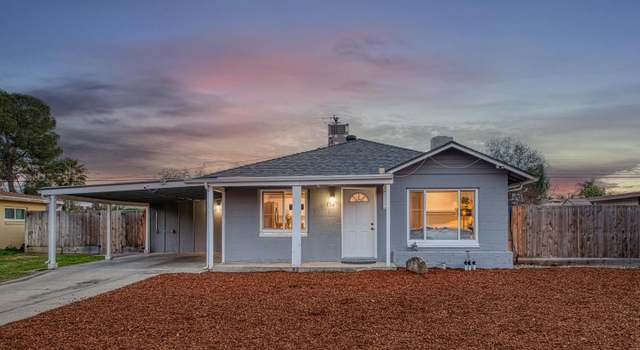 Photo of 134 E Hampton Way, Fresno, CA 93704