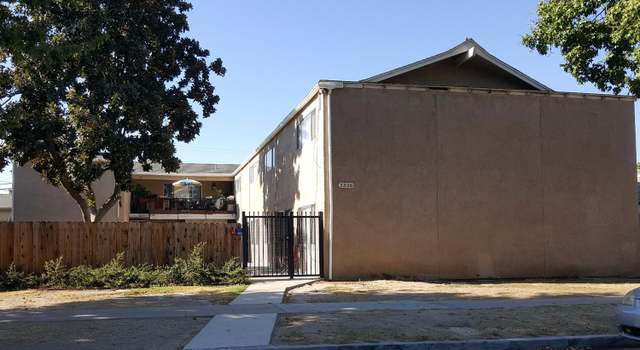 Photo of 3338 E Sierra Madre Ave, Fresno, CA 93726